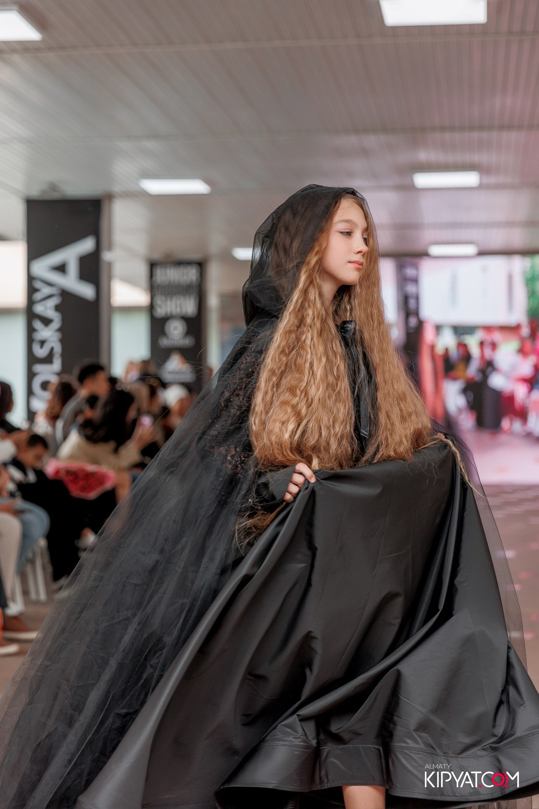 JUNIOR FASHION SHOW. КИПЯТКОМ АЛМАТЫ!