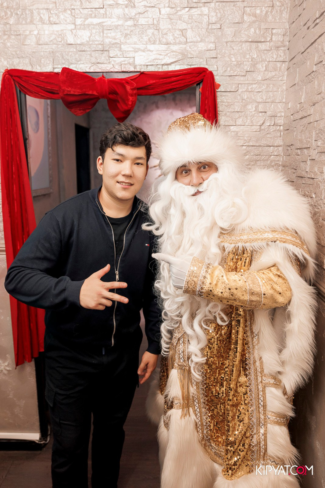 УХО И МЕДВЕДЬ НА ГАГАРИНА. КИПЯТКОМ АЛМАТЫ! Фотосъемка мероприятий в Алматы