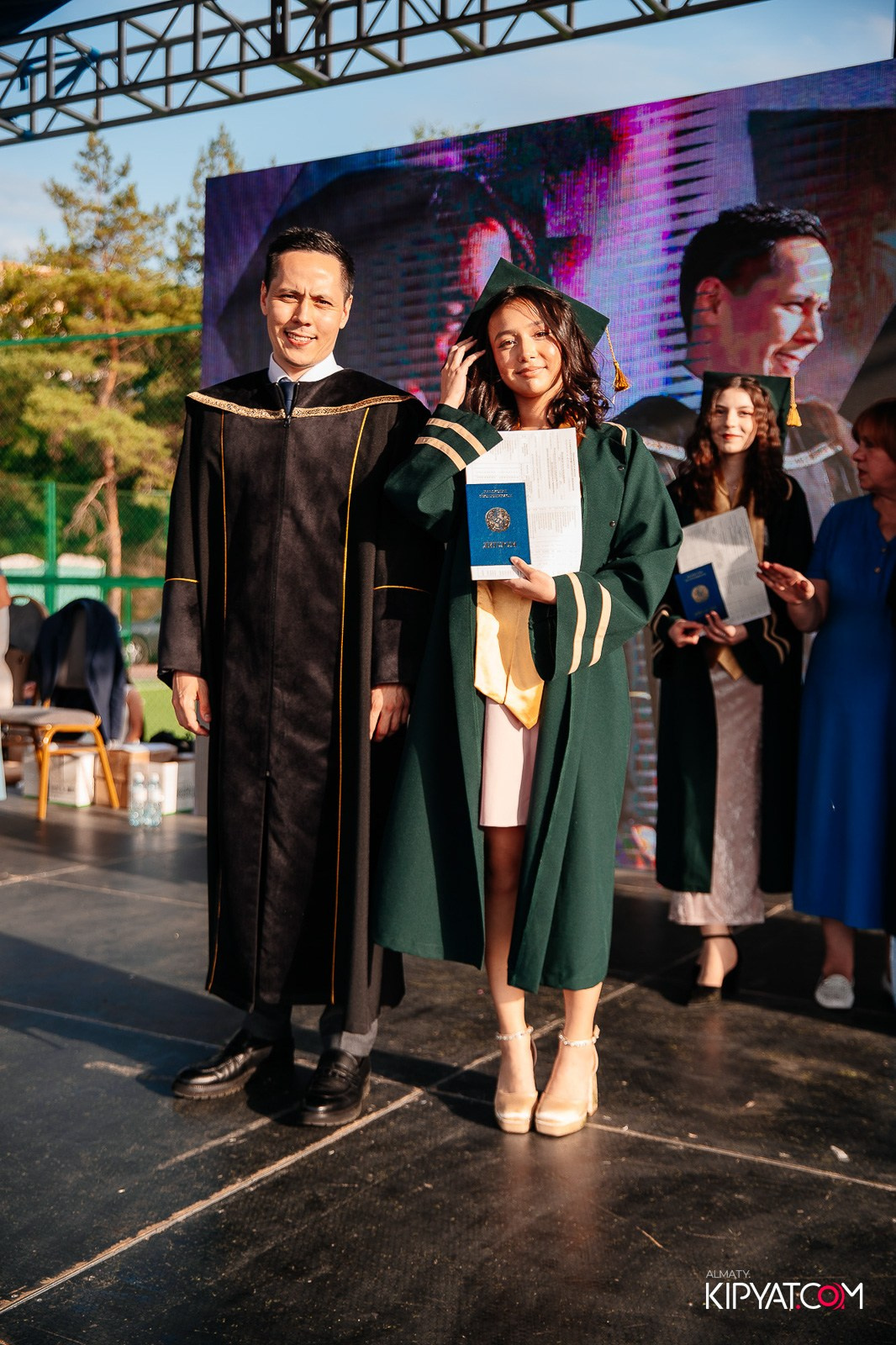 ВРУЧЕНИЕ ДИПЛОМОВ — НАРХОЗ КОЛЛЕДЖ. Part 3. КИПЯТКОМ АЛМАТЫ!
