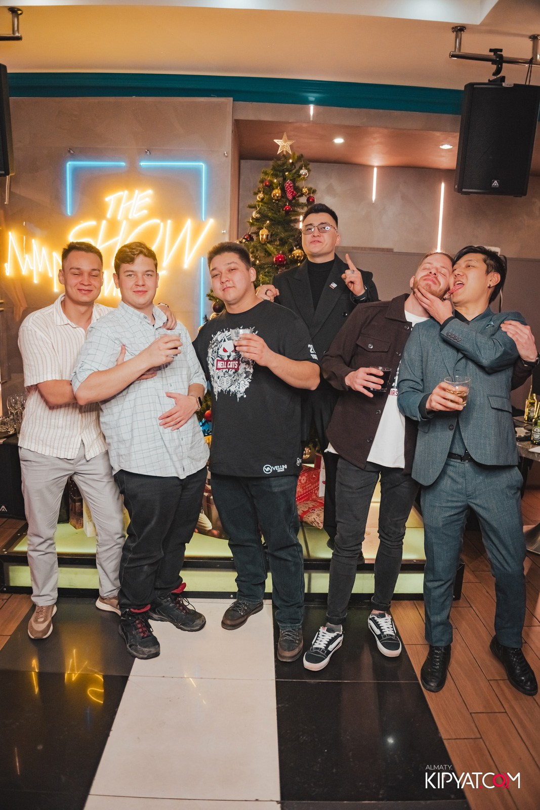 ROCK CRYSTAL. КИПЯТКОМ АЛМАТЫ!