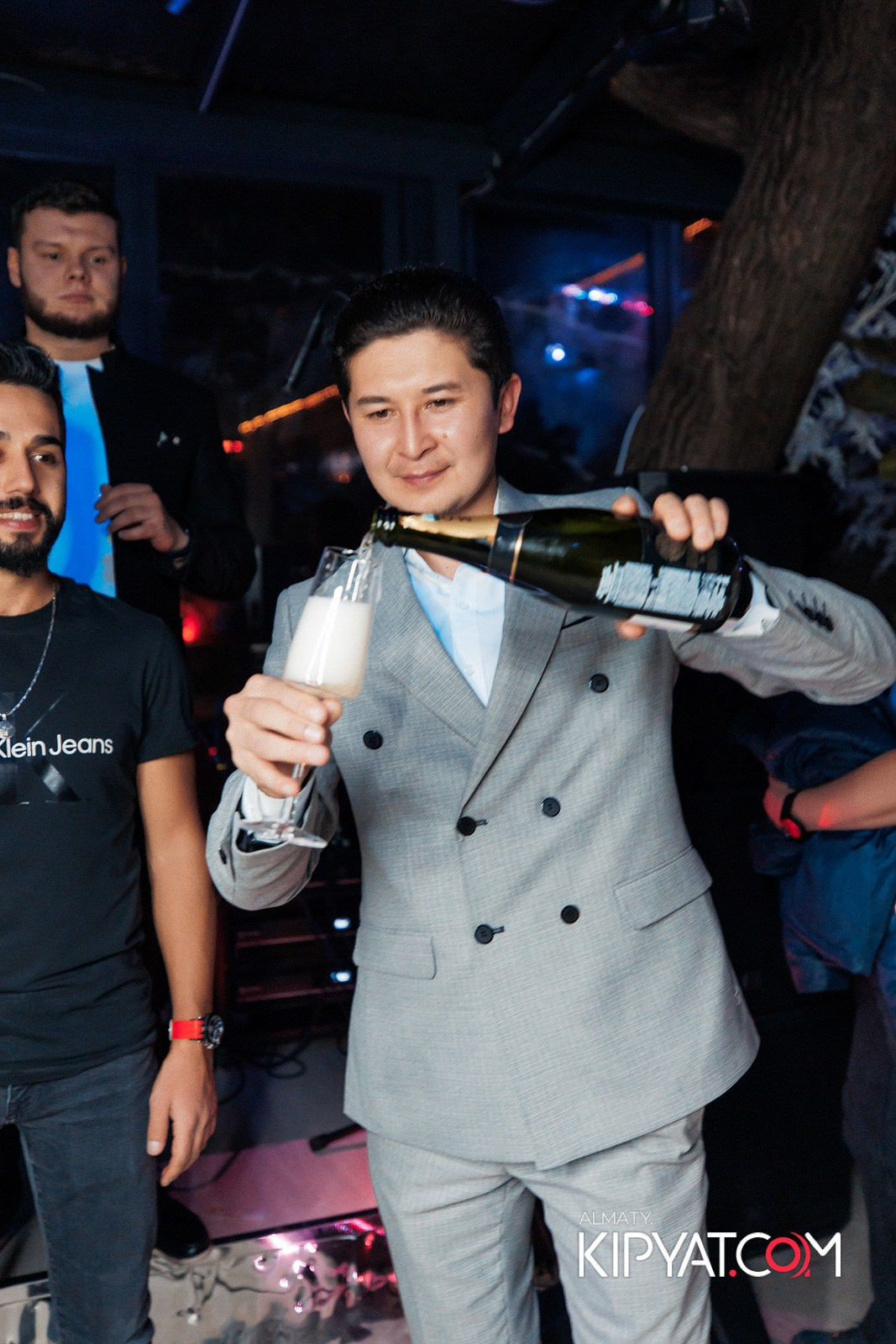 EDEN. КИПЯТКОМ АЛМАТЫ!