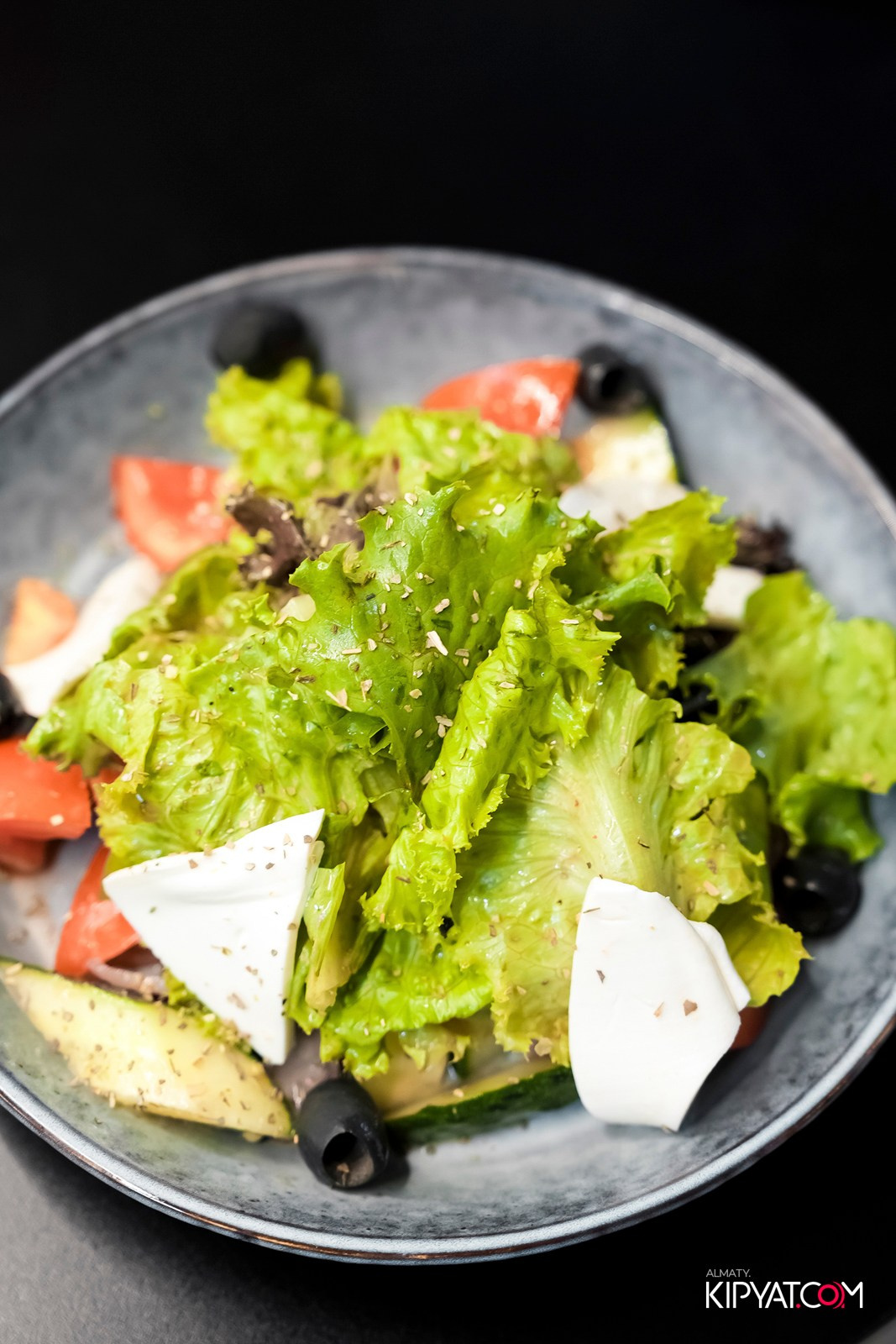 СЕМЕЙНЫЙ РЕСТОРАН BAZAAR. КИПЯТКОМ АЛМАТЫ!