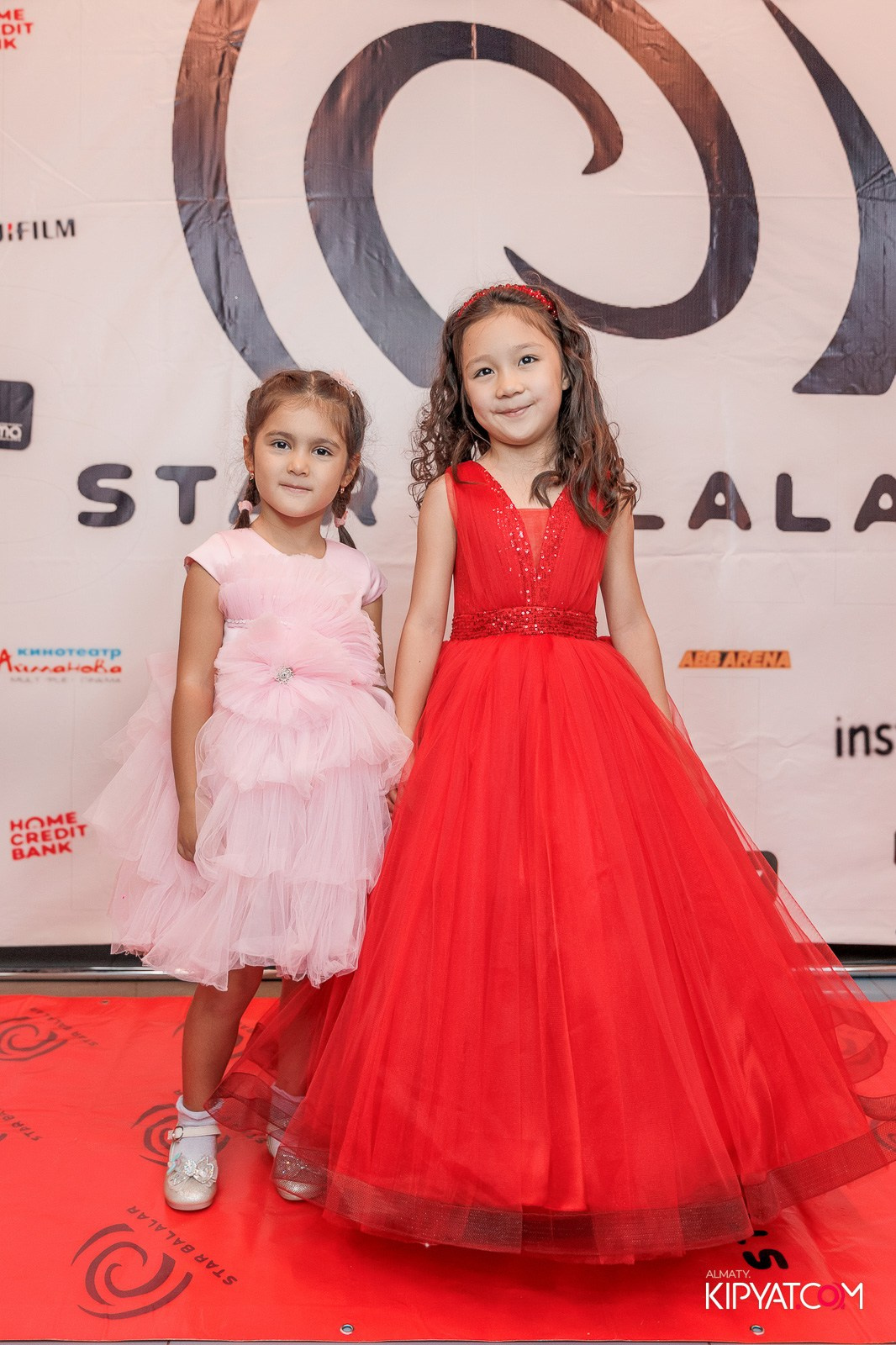 ПРЕЗЕНТАЦИЯ 10 ГРУППЫ КИНОПРОЕКТА STARBALALAR. КИПЯТКОМ АЛМАТЫ!