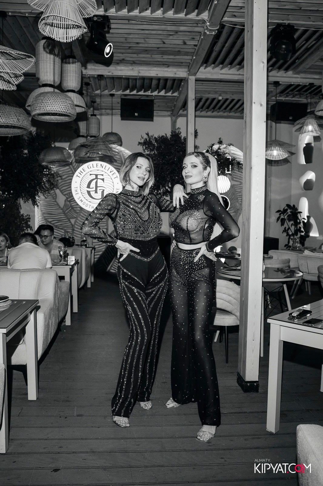 MOOD KARAOKE & TERRACE. КИПЯТКОМ АЛМАТЫ! Фотосъемка мероприятий в Алматы