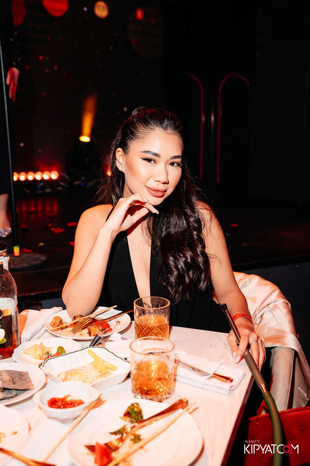 QUEEN. КИПЯТКОМ АЛМАТЫ!