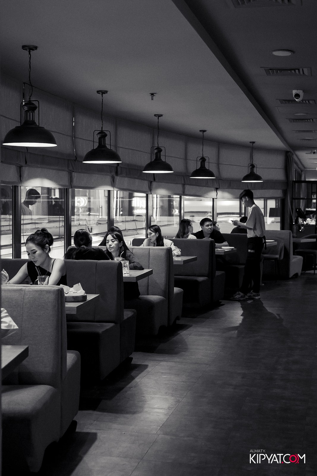 GENTLEMEN'S DAY В ПИНТЕ MEGA ALMA-ATA. КИПЯТКОМ АЛМАТЫ!