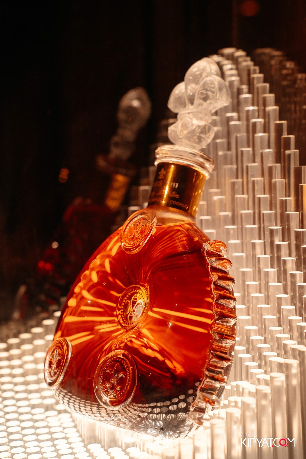 LAUREATE GRAND CAFÉ. КИПЯТКОМ АЛМАТЫ!