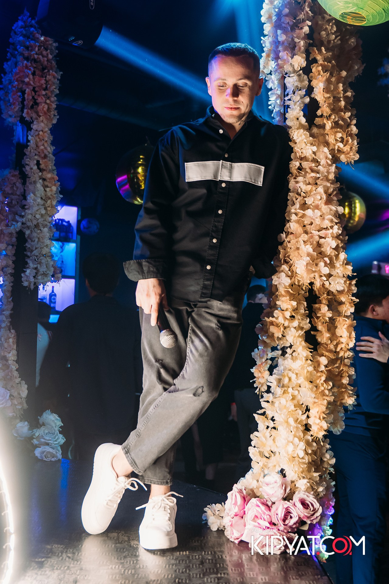 UYAT EMES BAR. КИПЯТКОМ АЛМАТЫ!