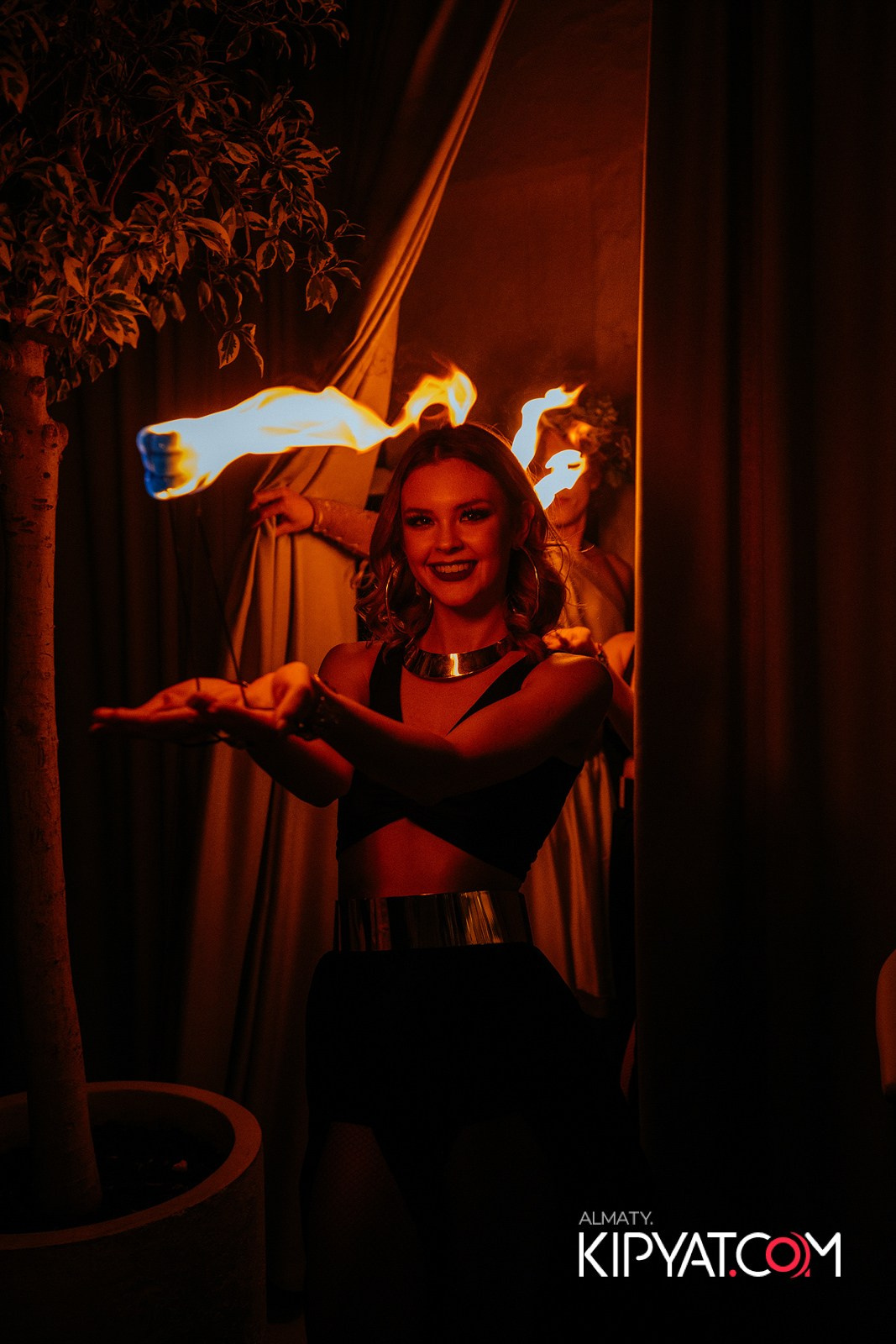 EDEN BAR & RESTAURANT. КИПЯТКОМ АЛМАТЫ!