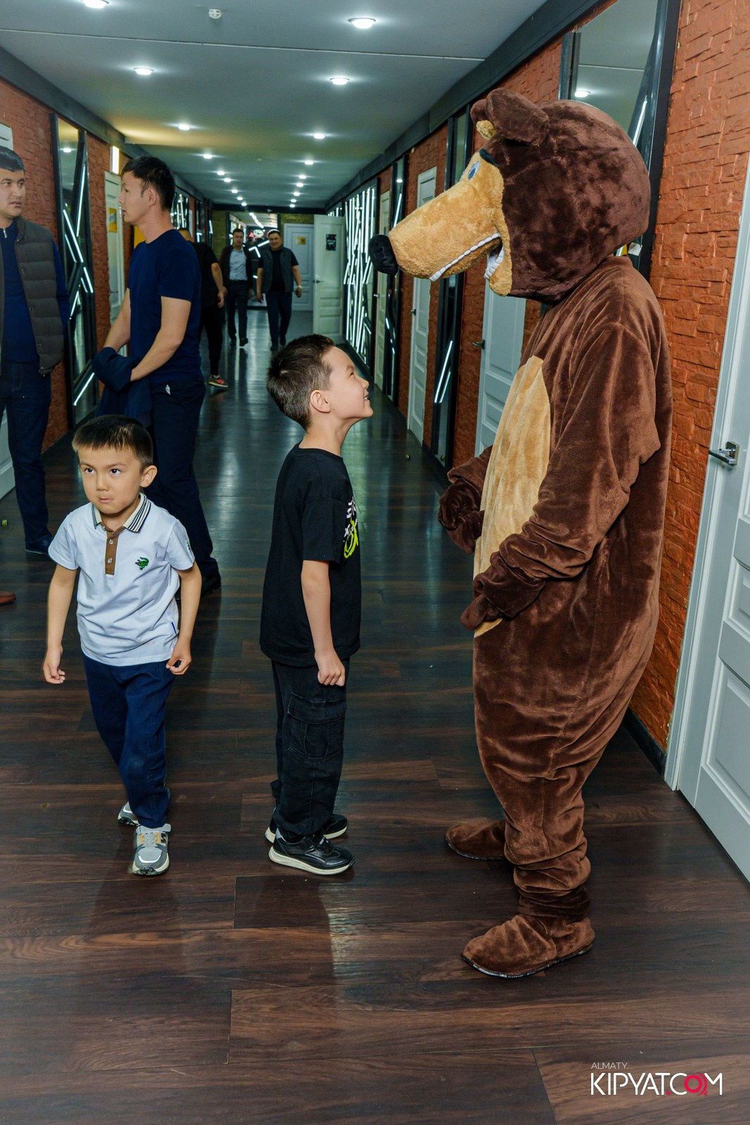 УХО И МЕДВЕДЬ НА САИНА. КИПЯТКОМ АЛМАТЫ!