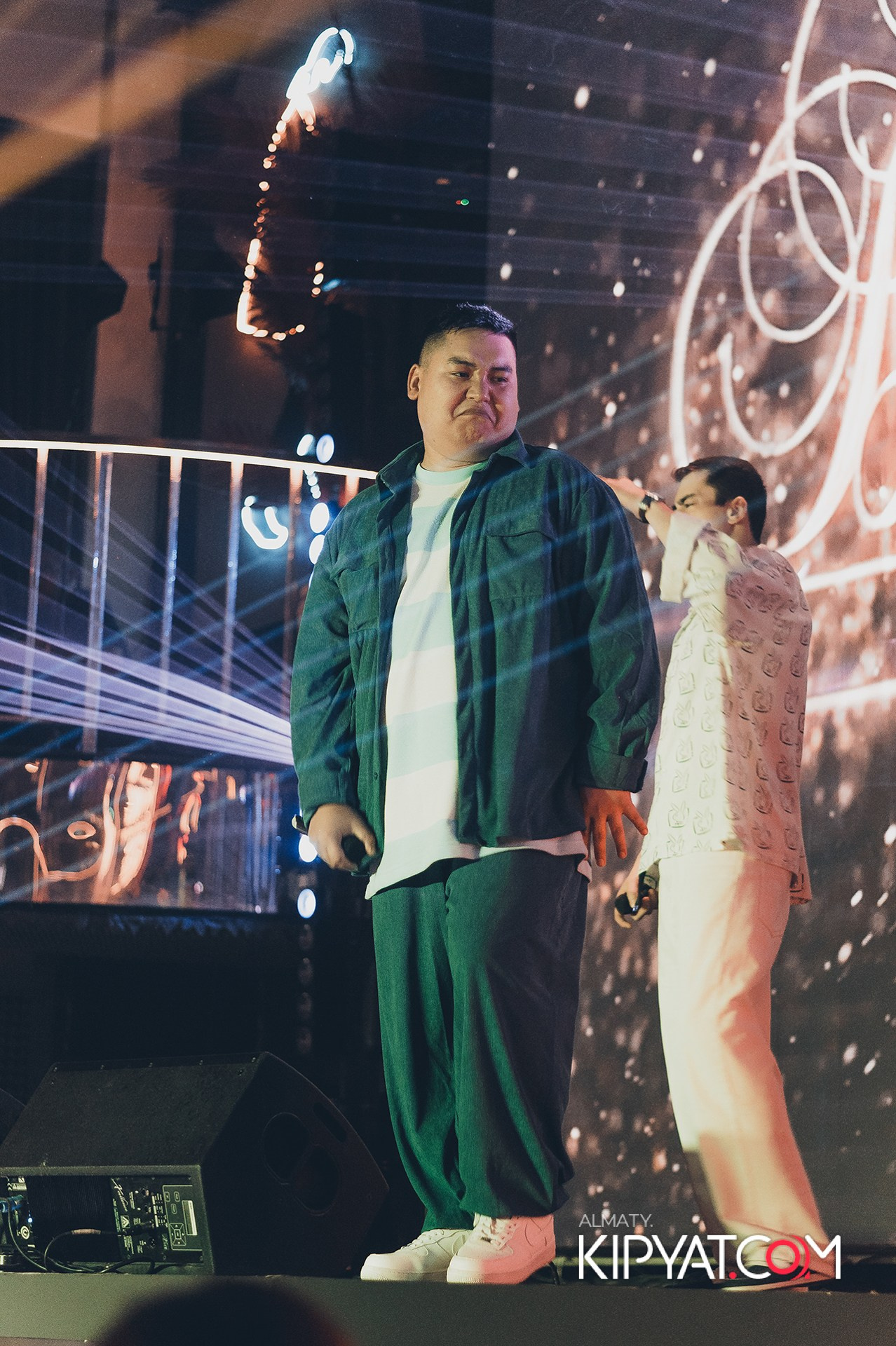 ВЫСТУПЛЕНИЕ ГРУППЫ ВИРУС SANTA BARBARA. КИПЯТКОМ АЛМАТЫ!