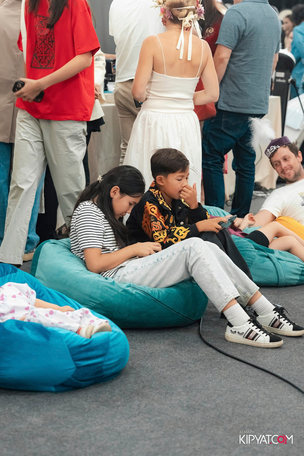 ETHNO POP-UP STORE, SABANTOI B SADU ARENA. КИПЯТКОМ АЛМАТЫ!