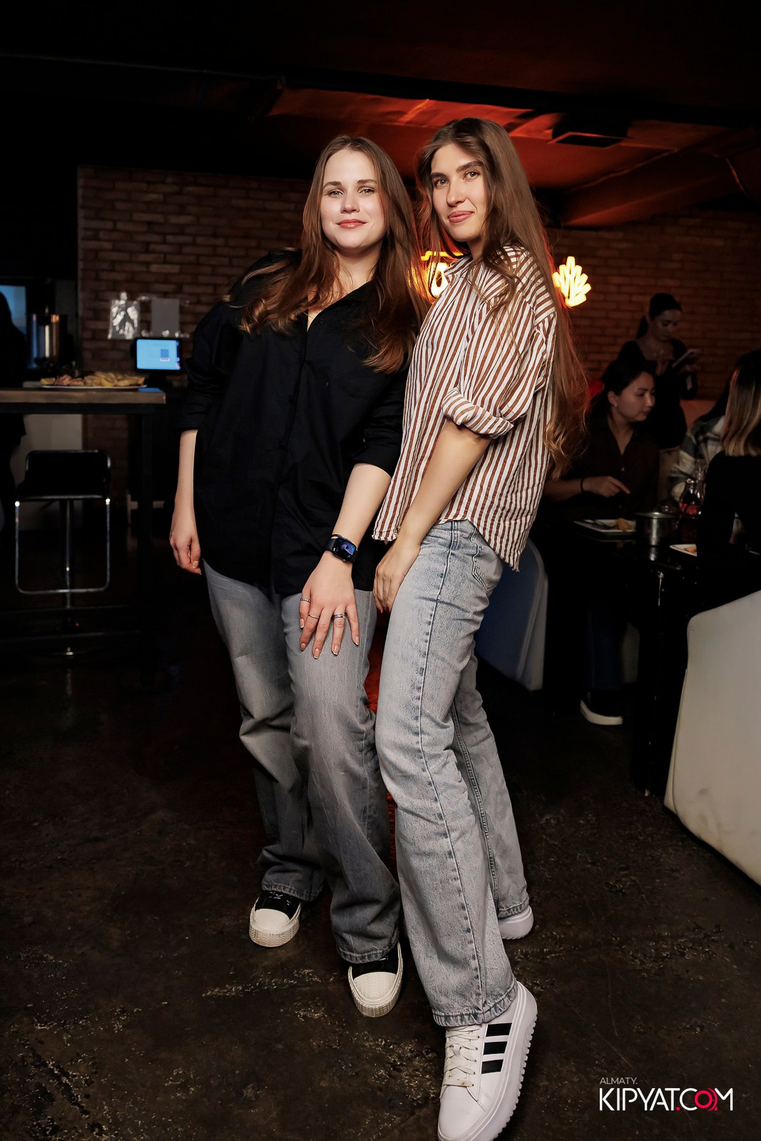 МУЗЫКАЛЬНОЕ ЛОТО В HIT RETRO. КИПЯТКОМ АЛМАТЫ! Фотосъемка мероприятий в Алматы