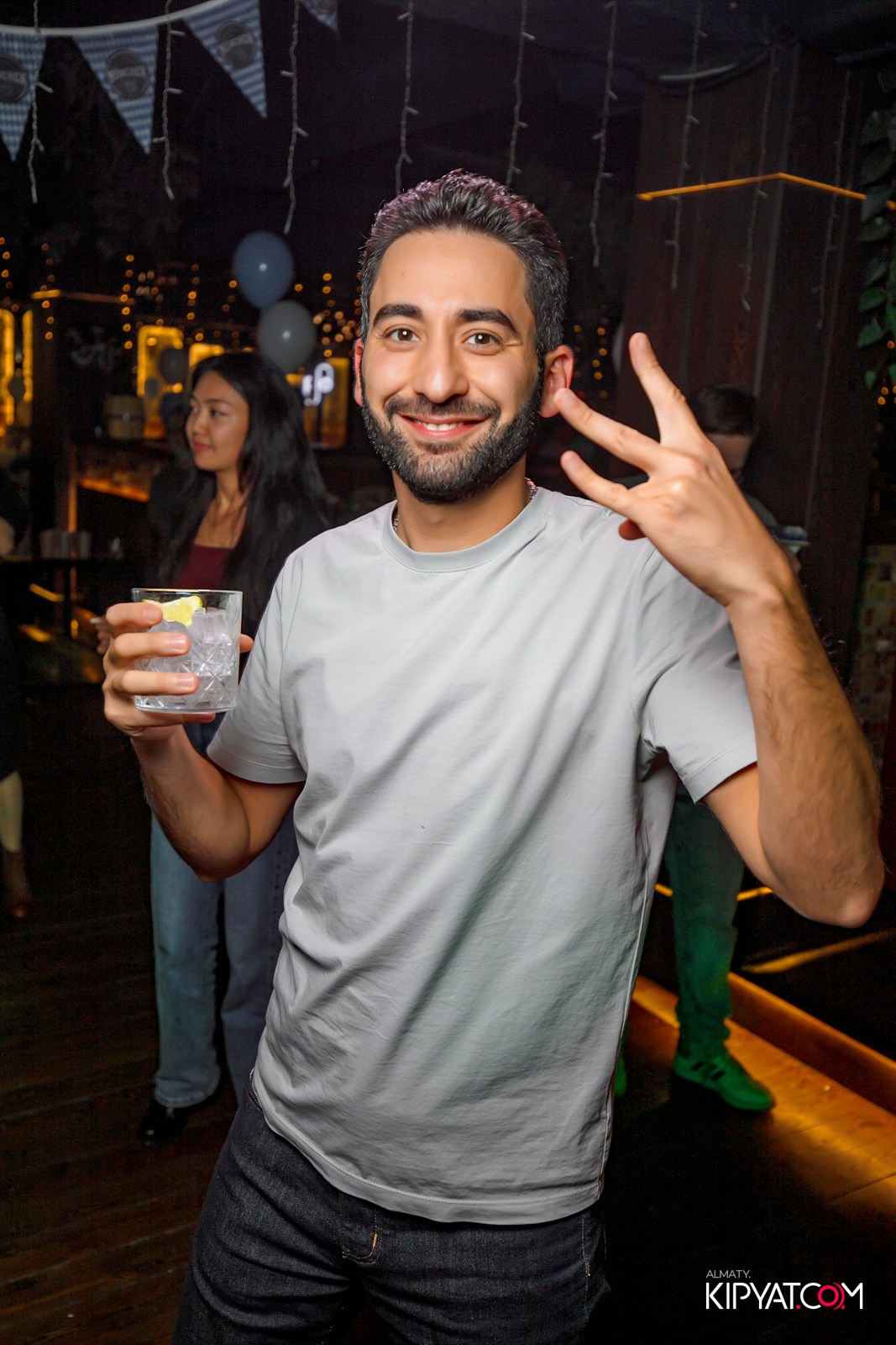 MUNCHEN PUB. КИПЯТКОМ АЛМАТЫ!