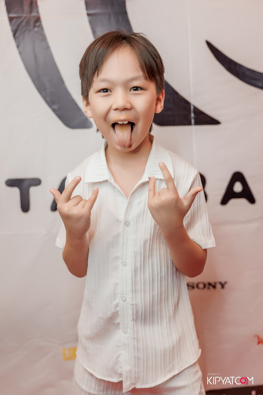 ПРЕЗЕНТАЦИЯ 10 ГРУППЫ КИНОПРОЕКТА STARBALALAR. КИПЯТКОМ АЛМАТЫ!