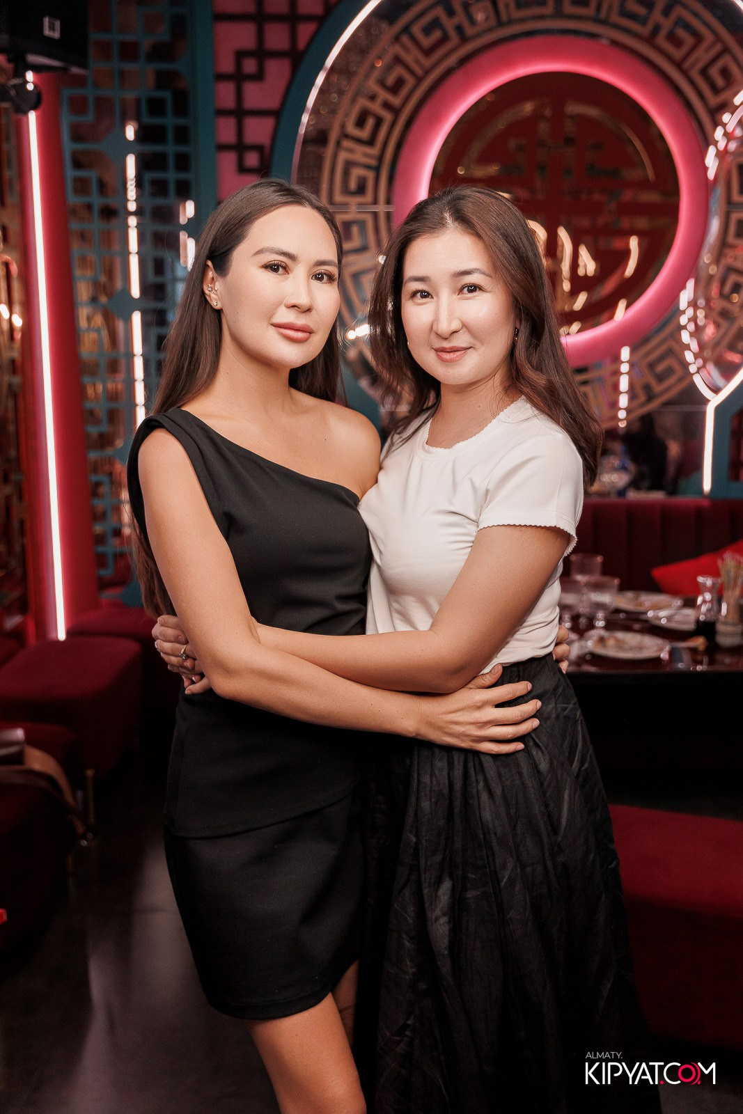 MOOD KARAOKE & TERRACE. КИПЯТКОМ АЛМАТЫ!