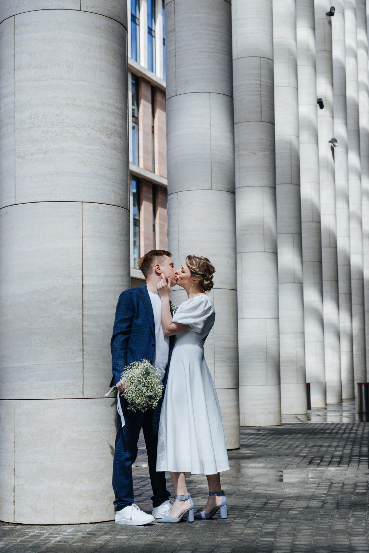 Небольшая свадебная прогулка по Питеру, фотограф Денис Дорфф. Фотограф крещение венчание в Петербурге! Помогает подобрать храм и посоветовал душевного батюшку в СПб