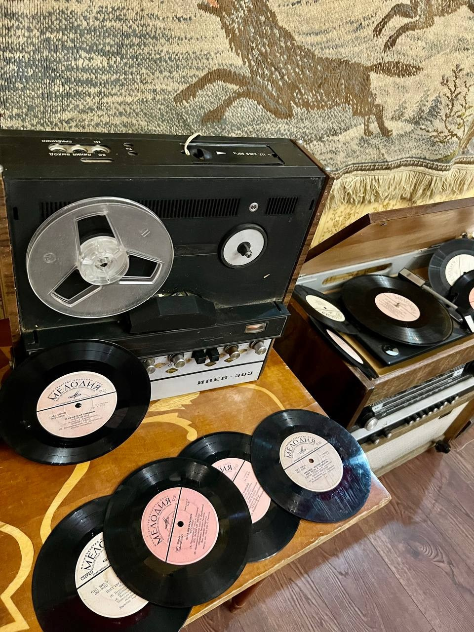 Тематические вечеринки с ведущей Мариной Гребенниковой. Организатор праздников. Ведущая Марина Гребенникова