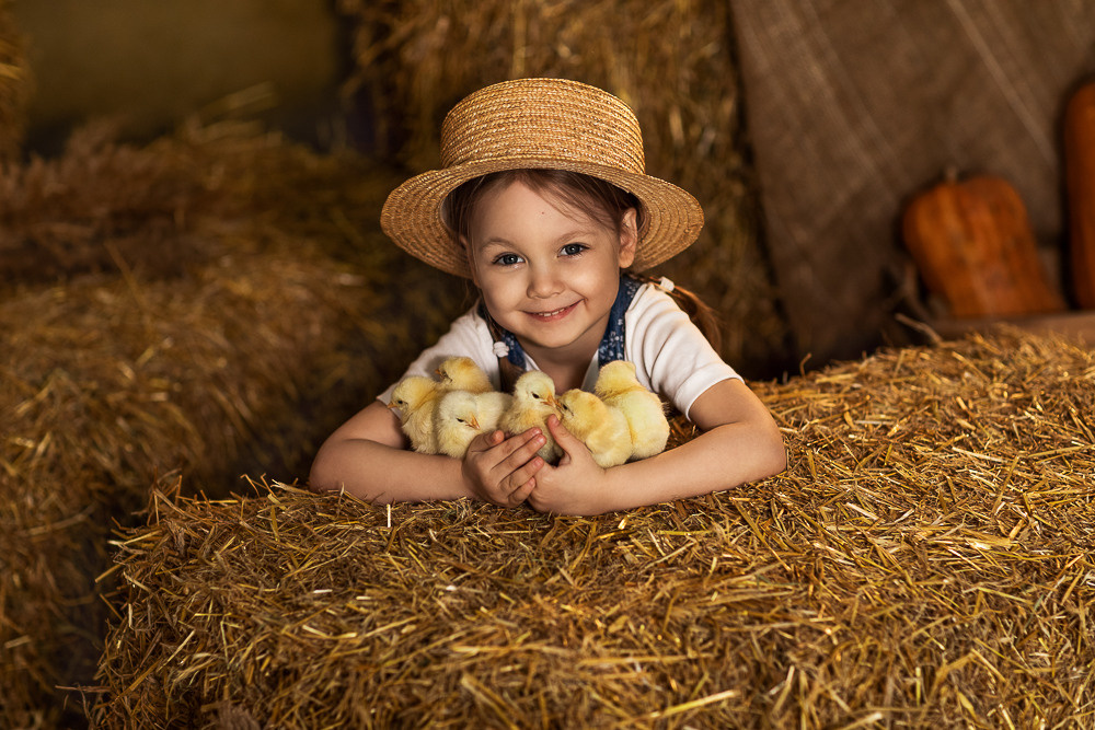 Пасхальные с цыплятами. Семейный фотограф в Донецке Елена Горбатенко