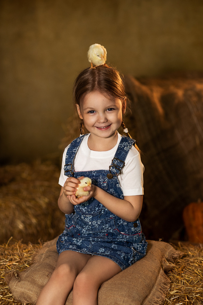 Пасхальные с цыплятами. Семейный фотограф в Донецке Елена Горбатенко