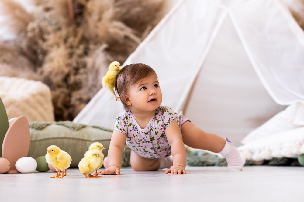 Пасхальные с цыплятами. Семейный фотограф в Донецке Елена Горбатенко