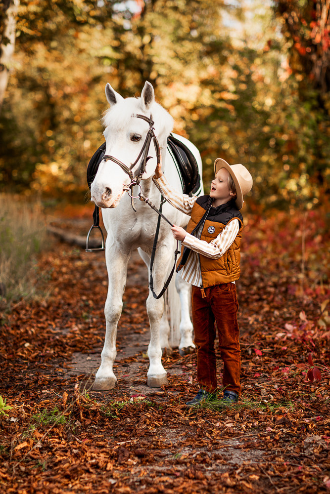 С лошадьми. Семейный фотограф в Донецке Елена Горбатенко