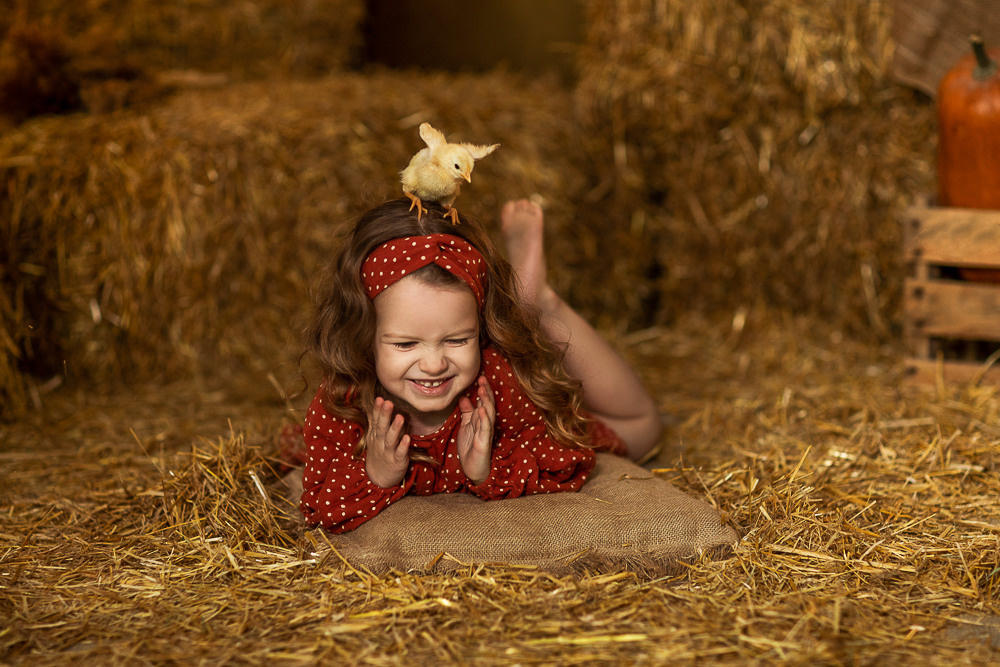 Пасхальные с цыплятами. Семейный фотограф в Донецке Елена Горбатенко