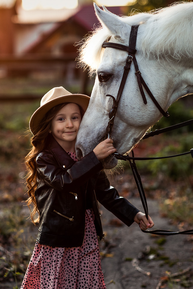 С лошадьми. Семейный фотограф в Донецке Елена Горбатенко