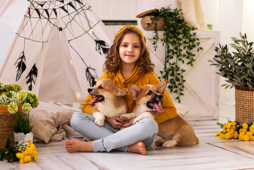 С щенками. Семейный фотограф в Донецке Елена Горбатенко
