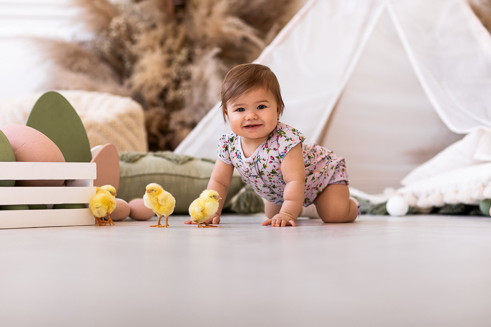 Пасхальные с цыплятами. Семейный фотограф в Донецке Елена Горбатенко