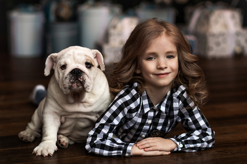 С щенками. Семейный фотограф в Донецке Елена Горбатенко