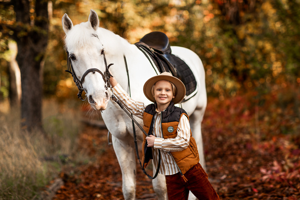С лошадьми. Семейный фотограф в Донецке Елена Горбатенко