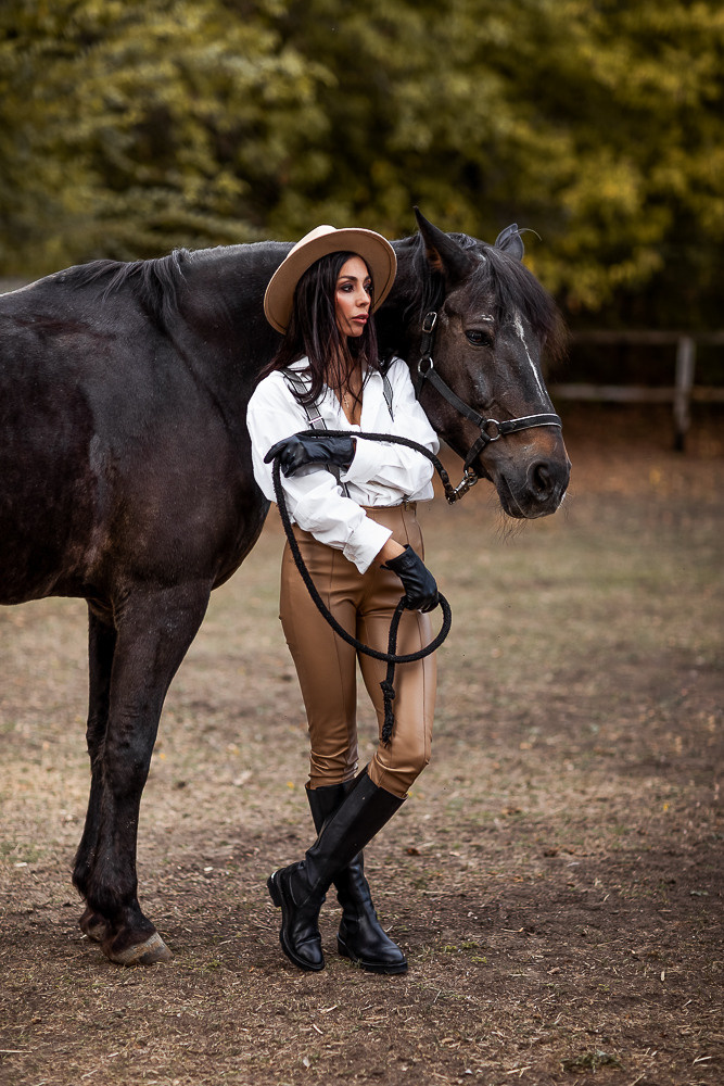 С лошадьми. Семейный фотограф в Донецке Елена Горбатенко