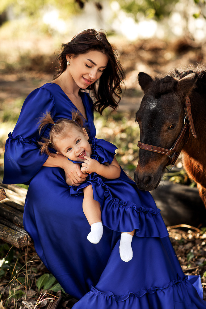 С лошадьми. Семейный фотограф в Донецке Елена Горбатенко