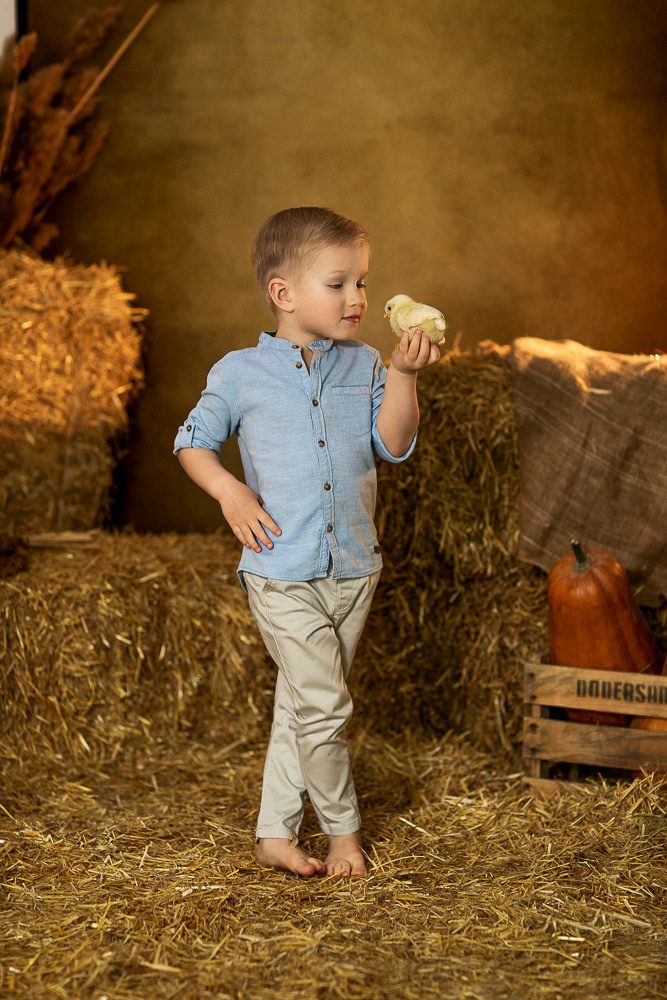 Пасхальные с цыплятами. Семейный фотограф в Донецке Елена Горбатенко