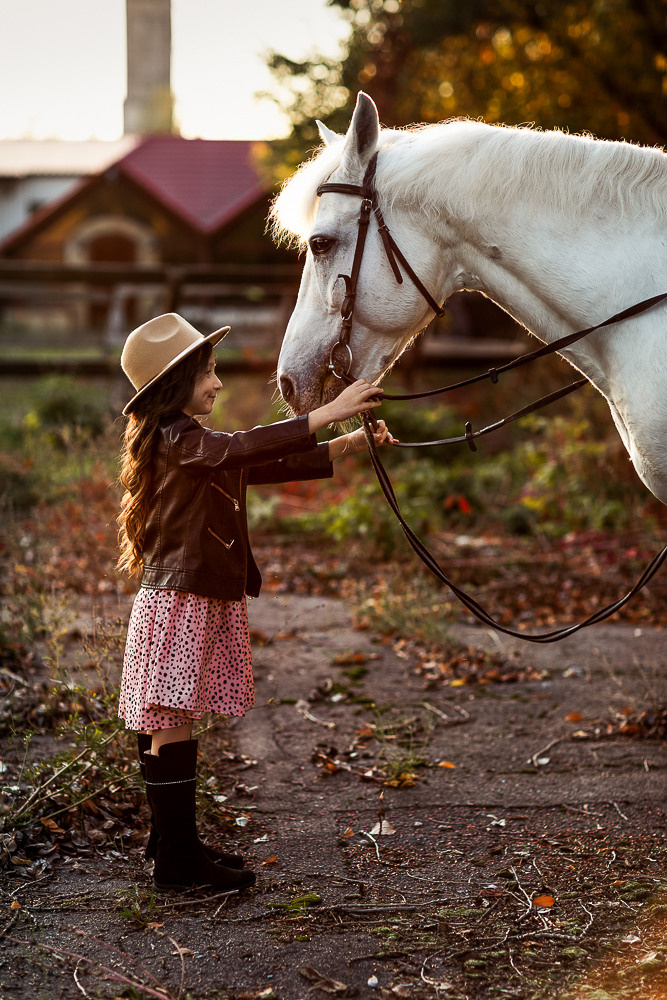 С лошадьми. Семейный фотограф в Донецке Елена Горбатенко