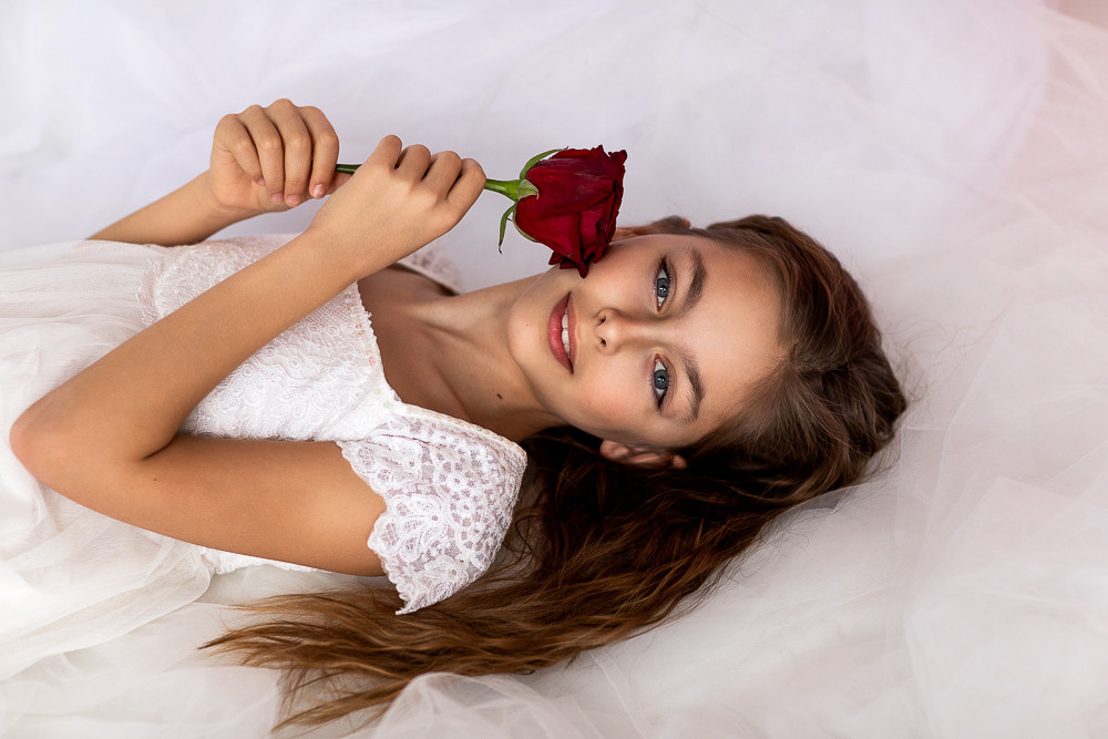 Портреты с живыми цветами. Семейный фотограф в Донецке Елена Горбатенко