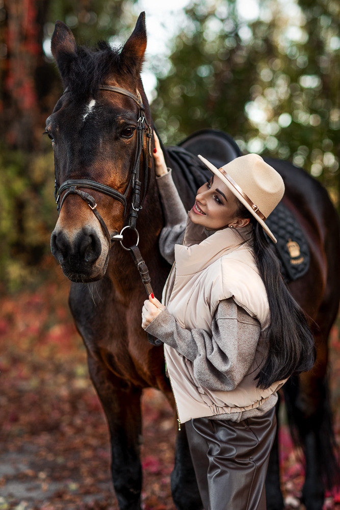 С лошадьми. Семейный фотограф в Донецке Елена Горбатенко