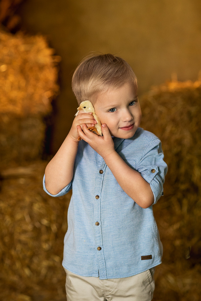 Пасхальные с цыплятами. Семейный фотограф в Донецке Елена Горбатенко