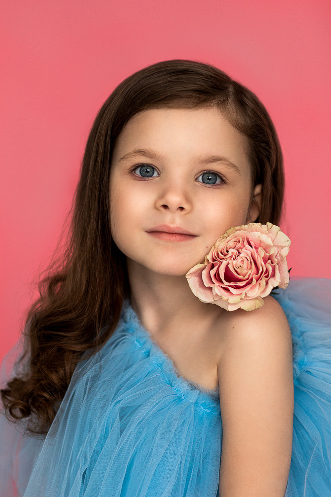 Портреты с живыми цветами. Семейный фотограф в Донецке Елена Горбатенко