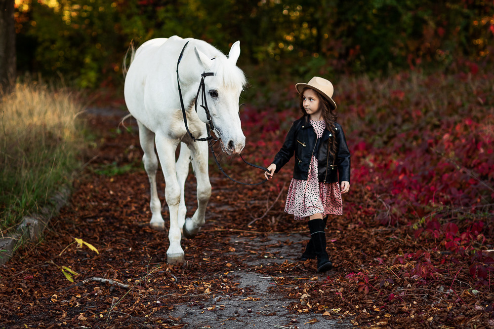 С лошадьми. Семейный фотограф в Донецке Елена Горбатенко