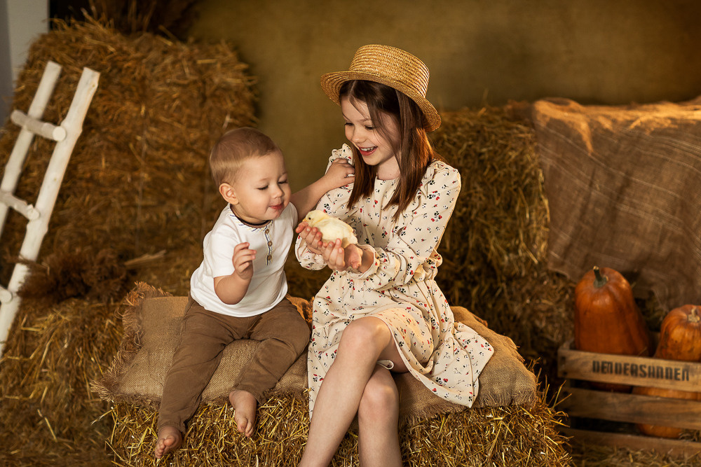 Пасхальные с цыплятами. Семейный фотограф в Донецке Елена Горбатенко