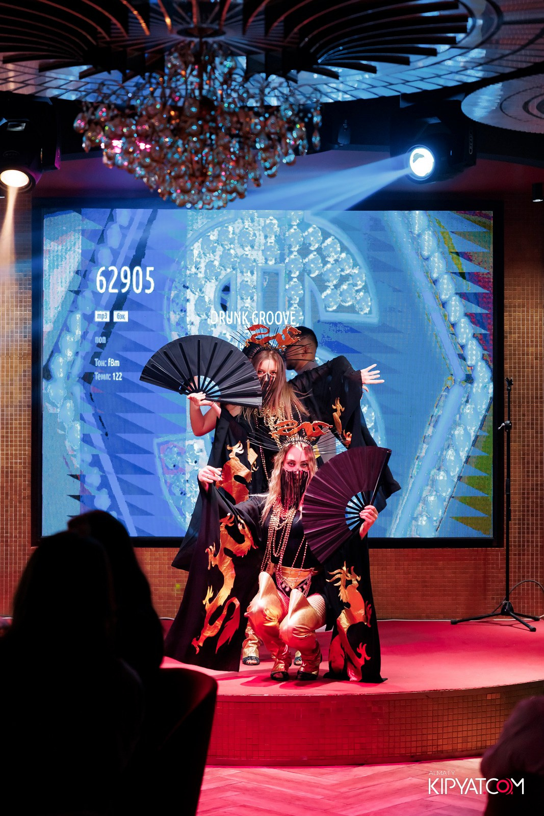 ЗАЯ, НА БИС. КИПЯТКОМ АЛМАТЫ!