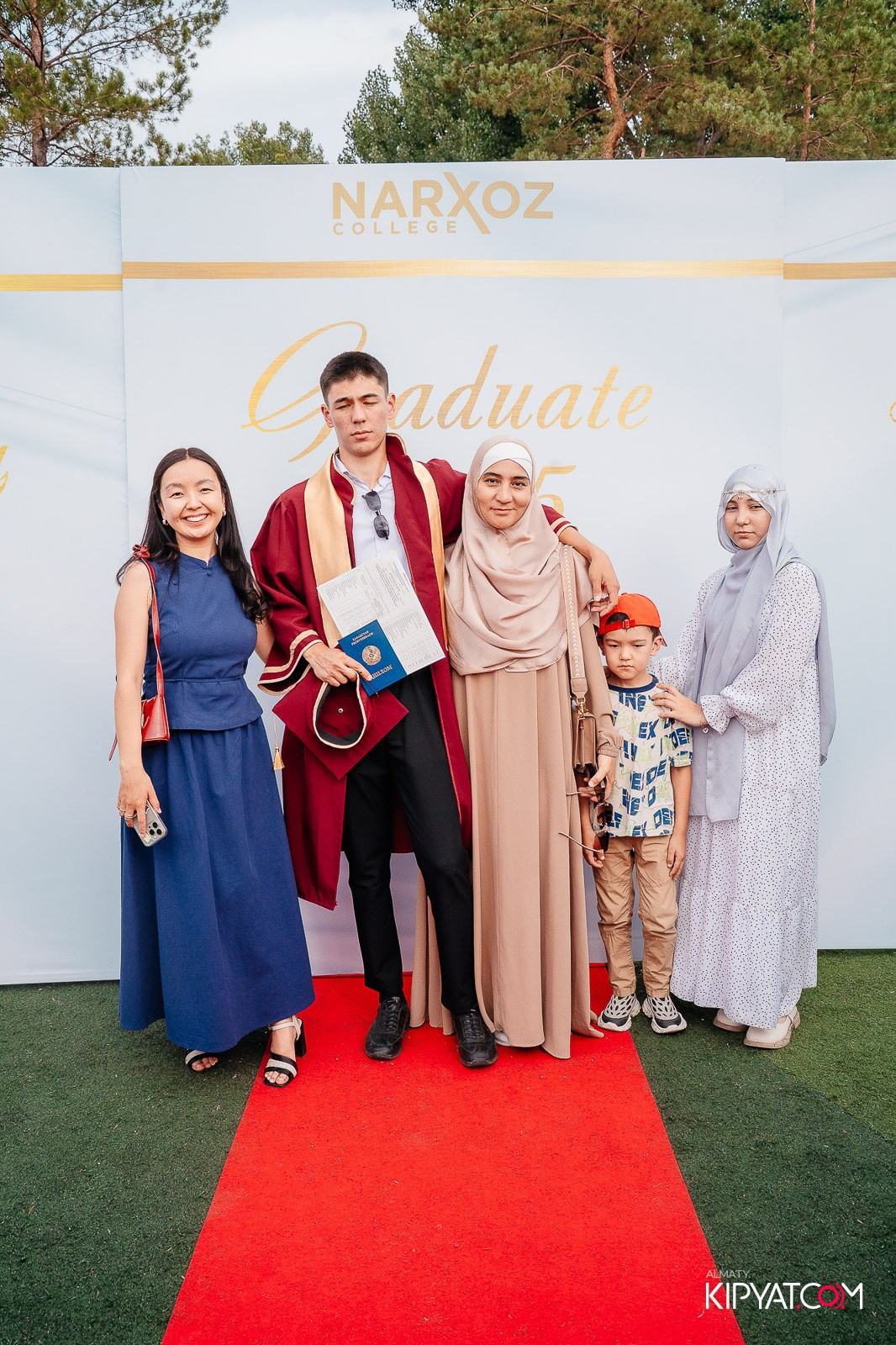 ВРУЧЕНИЕ ДИПЛОМОВ — НАРХОЗ КОЛЛЕДЖ. Part 1. КИПЯТКОМ АЛМАТЫ!