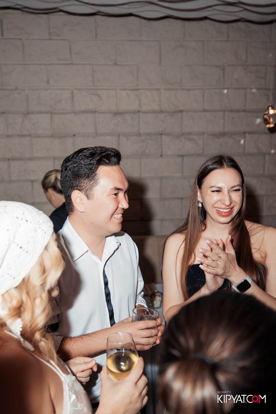 THE WALL STREET. КИПЯТКОМ АЛМАТЫ!