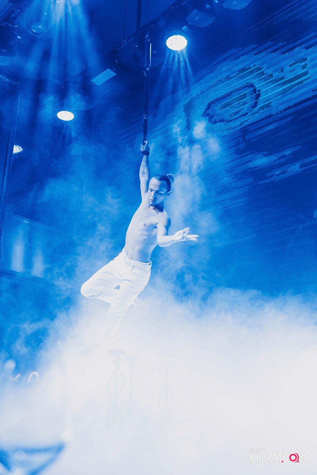 QUEEN. КИПЯТКОМ АЛМАТЫ!