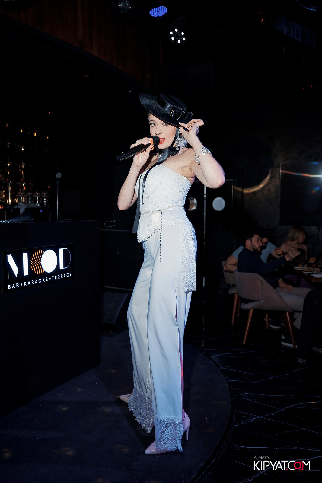 MOOD KARAOKE & TERRACE. КИПЯТКОМ АЛМАТЫ!