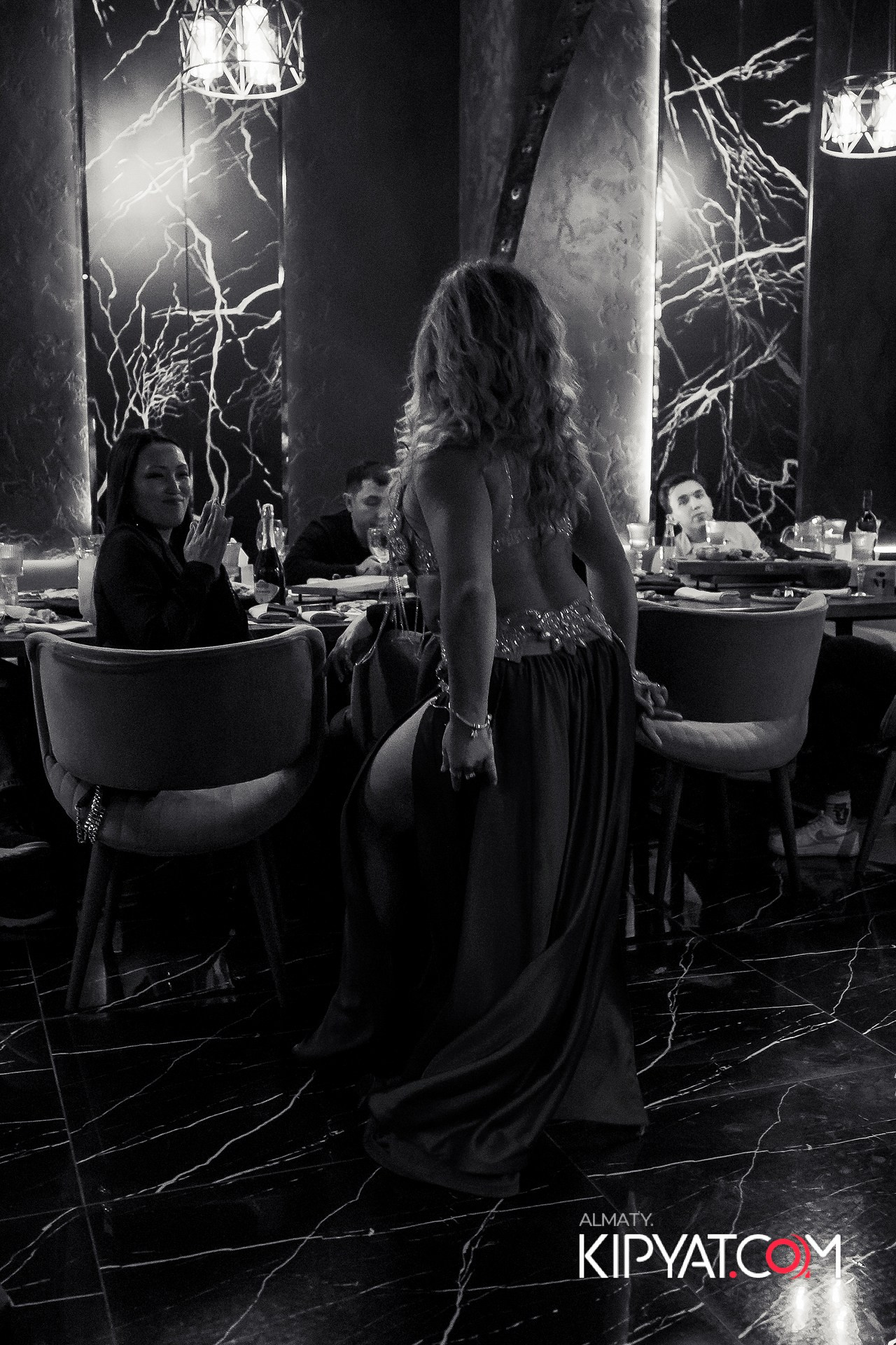 MOOD KARAOKE & TERRACE. КИПЯТКОМ АЛМАТЫ!