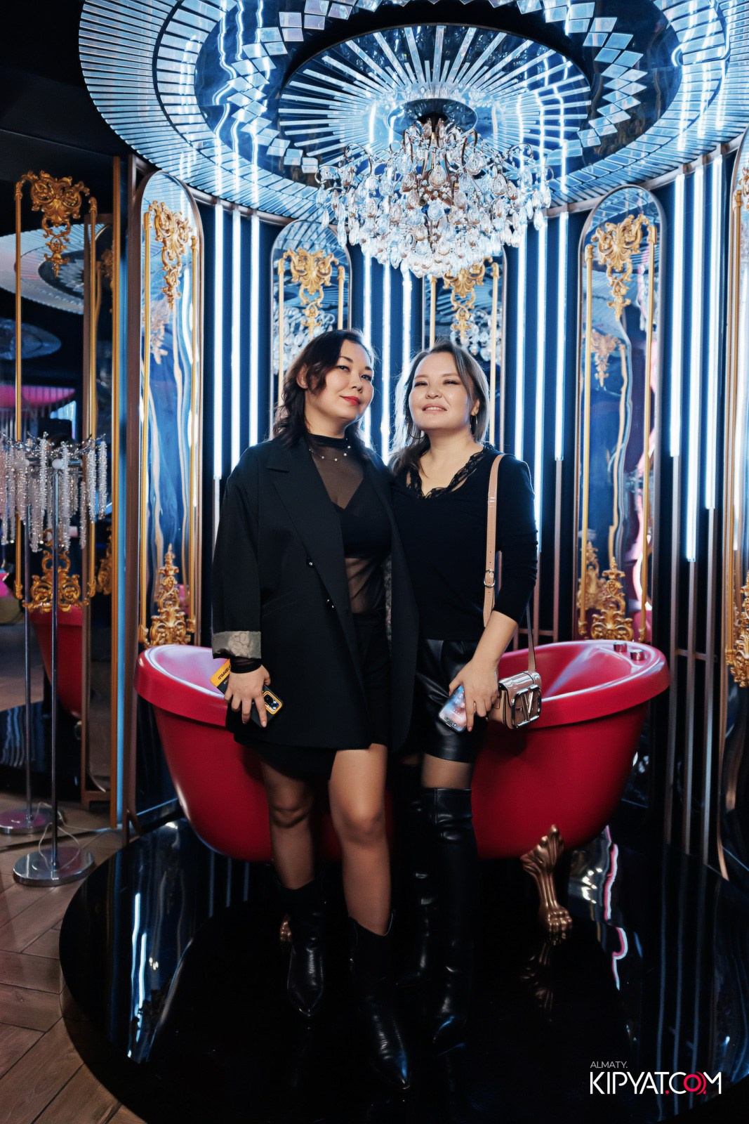 ЗАЯ, НА БИС. КИПЯТКОМ АЛМАТЫ!