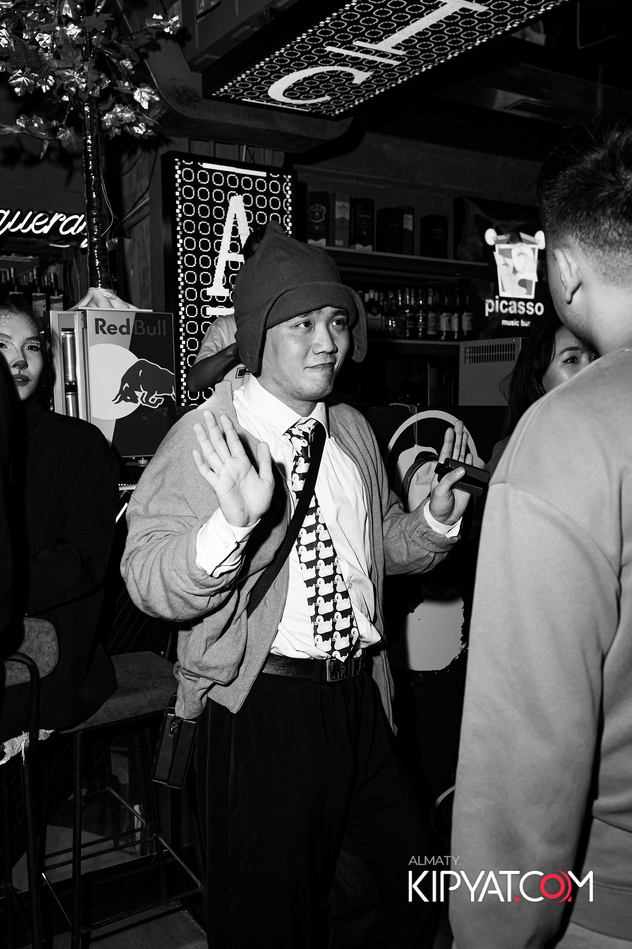 PICASSO BAR. КИПЯТКОМ АЛМАТЫ!